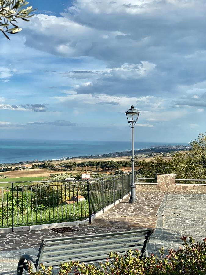 Residenza B&B Vistamare Petacciato Exteriör bild